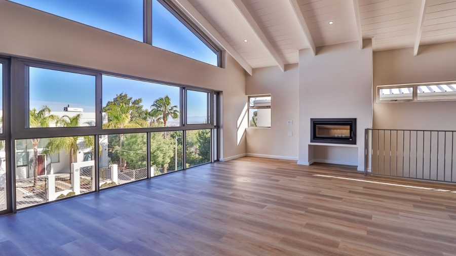3 Bedroom Property for Sale in Heldervue Western Cape